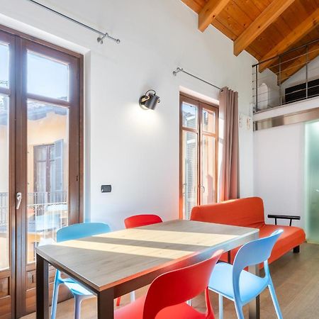 Appartement Strepitoso Loft Con Vista Duomo à Alba  Extérieur photo